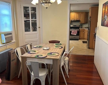 224 Highland Avenue - Photo Thumbnail 3