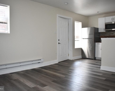 13 W 10th Street - Photo Thumbnail 2