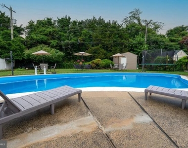 113 Butt Lane - Photo Thumbnail 23
