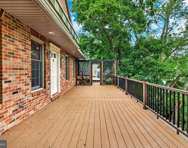 42 Kitty Lane - Photo Thumbnail 12