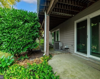 79 Andover Court - Photo Thumbnail 18