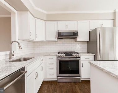 79 Andover Court - Photo Thumbnail 7