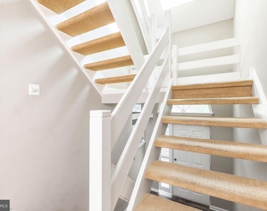 79 Andover Court - Photo Thumbnail 8