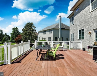212 Prescott Drive - Photo Thumbnail 46