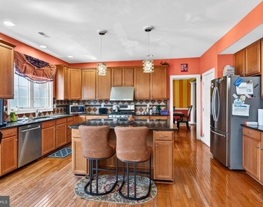 212 Prescott Drive - Photo Thumbnail 15