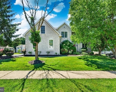 212 Prescott Drive - Photo Thumbnail 3