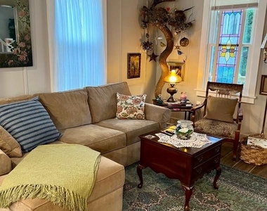 124 W Franklin Street - Photo Thumbnail 13