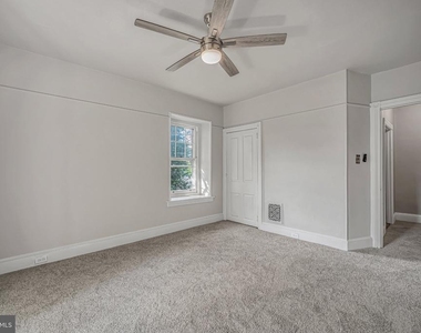 121 W Oakland Avenue - Photo Thumbnail 27