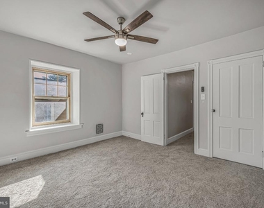 121 W Oakland Avenue - Photo Thumbnail 31