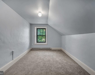 121 W Oakland Avenue - Photo Thumbnail 37