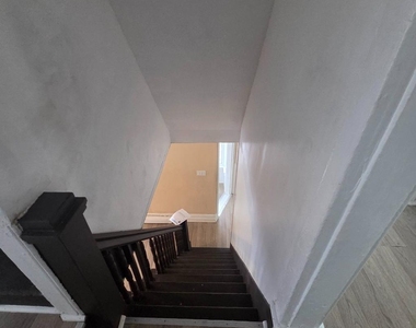 104 Thompson Street - Photo Thumbnail 11