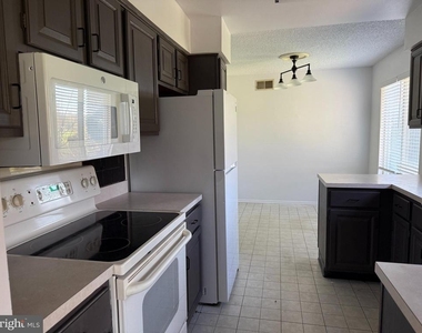 492 Delair Road - Photo Thumbnail 5