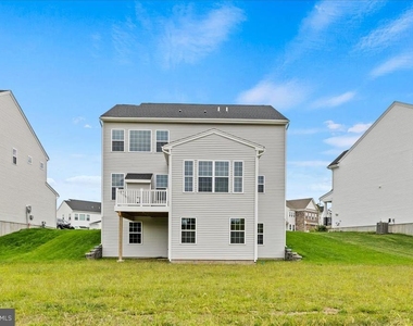 21 William Boyer Drive - Photo Thumbnail 38