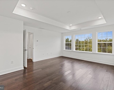 21 William Boyer Drive - Photo Thumbnail 27