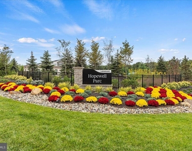 21 William Boyer Drive - Photo Thumbnail 40