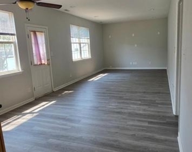 35 Oakmont Terrace - Photo Thumbnail 16