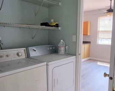 35 Oakmont Terrace - Photo Thumbnail 18