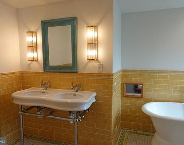 36 Hart Avenue - Photo Thumbnail 31