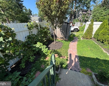 167 West Avenue - Photo Thumbnail 23