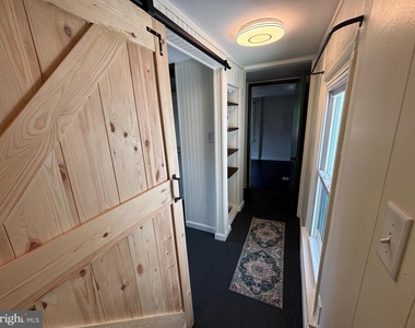 167 West Avenue - Photo Thumbnail 14