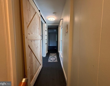 167 West Avenue - Photo Thumbnail 13