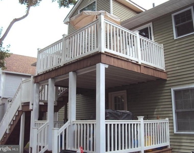 18 Chapel Avenue - Photo Thumbnail 10