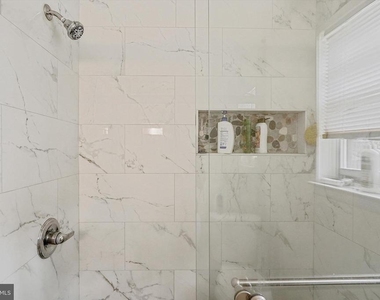 212 E Lafayette Avenue - Photo Thumbnail 16