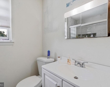 212 E Lafayette Avenue - Photo Thumbnail 15