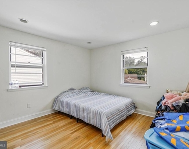 212 E Lafayette Avenue - Photo Thumbnail 13