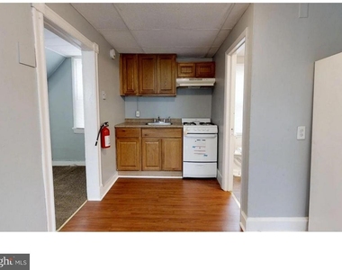 27 Pine Street - Photo Thumbnail 1