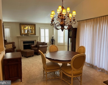 205 Sweetwater Drive - Photo Thumbnail 5