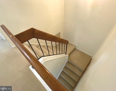 30 Claver Hill Way - Photo Thumbnail 12