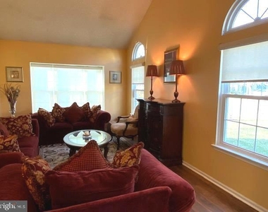 30 Claver Hill Way - Photo Thumbnail 9