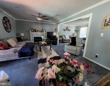 504 Parliament Road - Photo Thumbnail 13