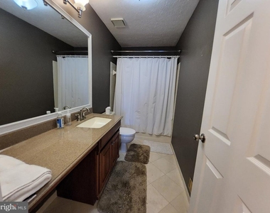 504 Parliament Road - Photo Thumbnail 24