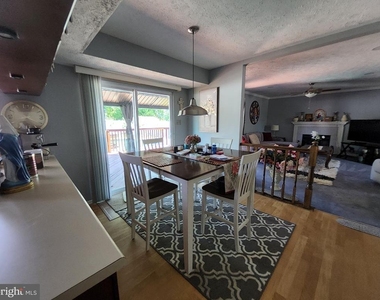 504 Parliament Road - Photo Thumbnail 12