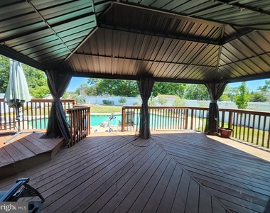 504 Parliament Road - Photo Thumbnail 6