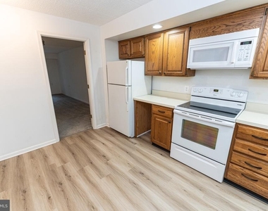 227 Canal Park Drive - Photo Thumbnail 24