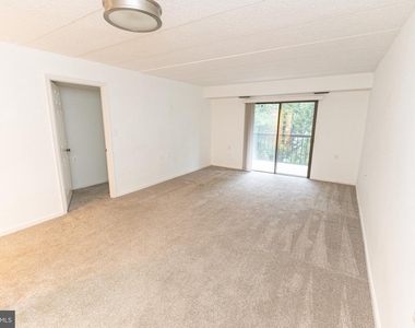 227 Canal Park Drive - Photo Thumbnail 14