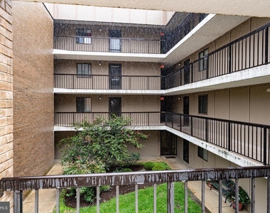 227 Canal Park Drive - Photo Thumbnail 6