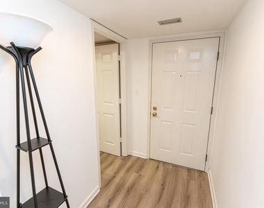 227 Canal Park Drive - Photo Thumbnail 9