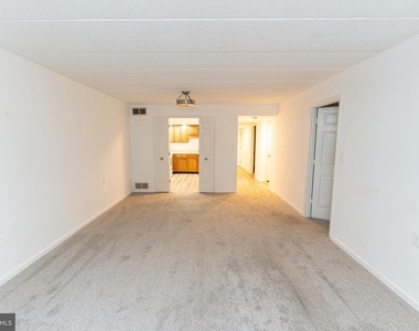 227 Canal Park Drive - Photo Thumbnail 16