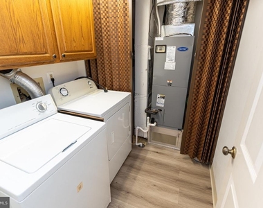 227 Canal Park Drive - Photo Thumbnail 11
