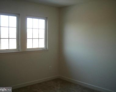 11225 Suffolk Drive - Photo Thumbnail 22