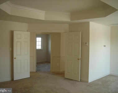11225 Suffolk Drive - Photo Thumbnail 15