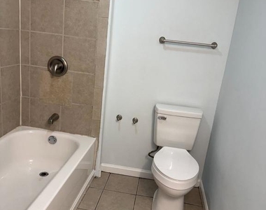7431 Shady Glen Terrace - Photo Thumbnail 21