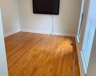 7431 Shady Glen Terrace - Photo Thumbnail 2
