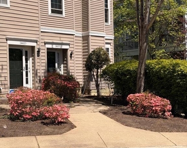 14401 Hampshire Hall Court - Photo Thumbnail 2