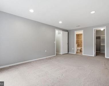 10205 Balsamwood Drive - Photo Thumbnail 18