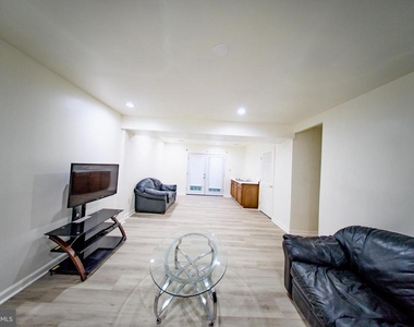 3308 Heidi Lane - Photo Thumbnail 2